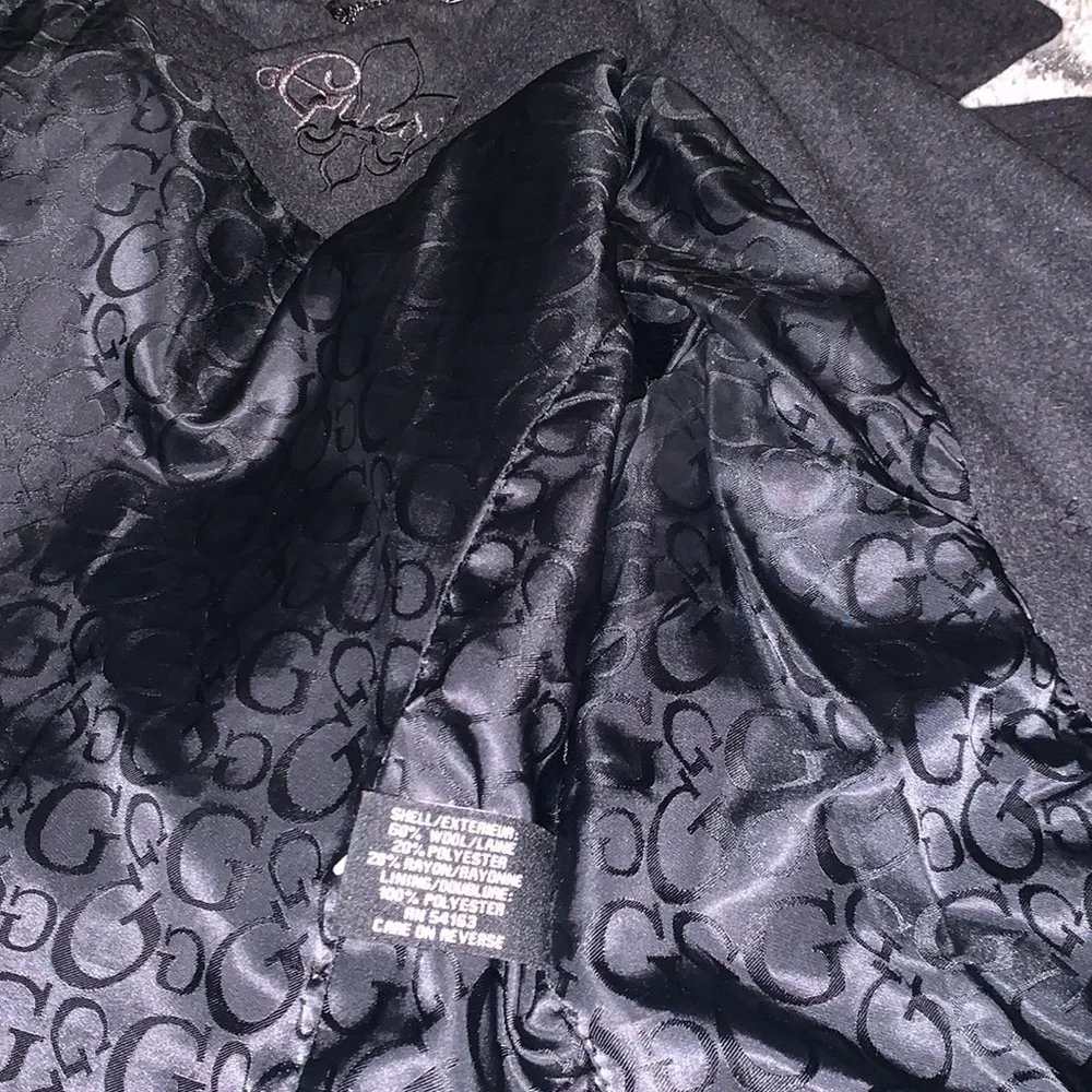 Guess Coat - Picture 13 of 14